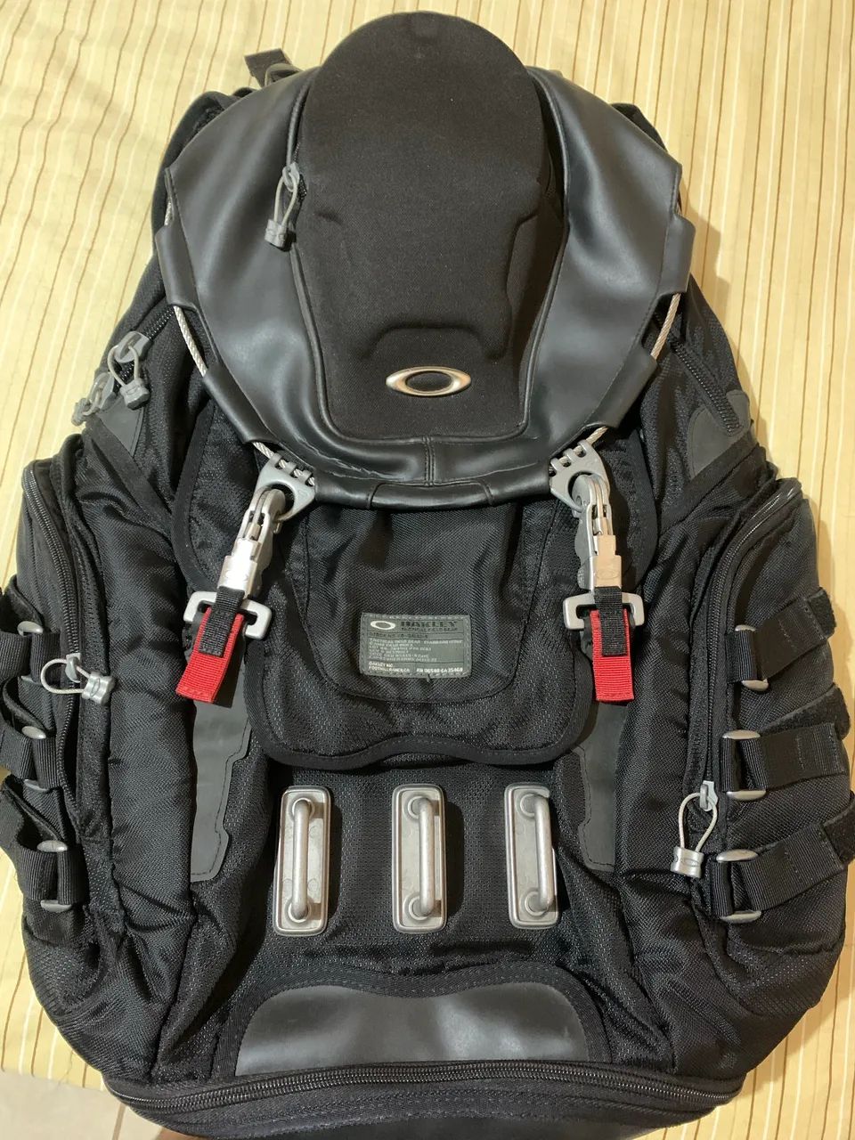 Mochila Oakley Kitchen Sink Original - Seminova - Foto 4