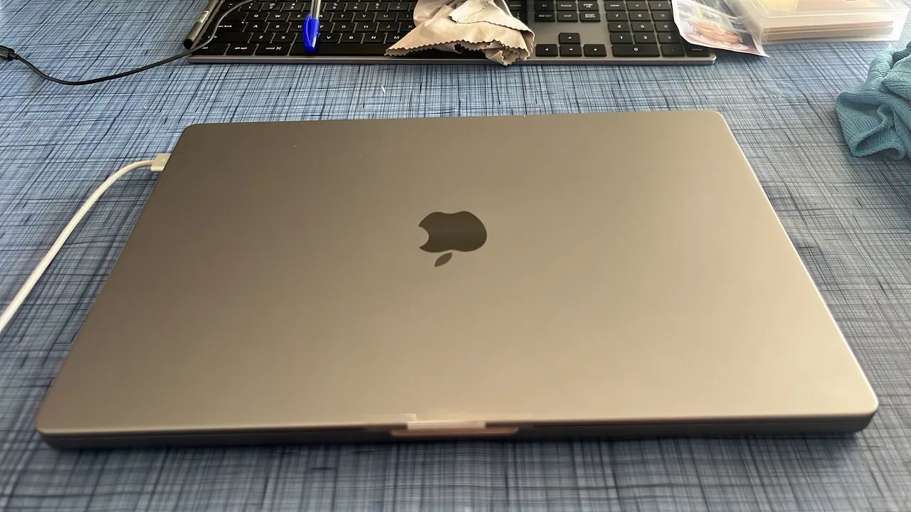 MacBook Pro 16