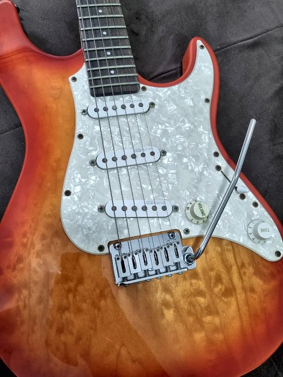 GUITARRA ESP LTD SN 200