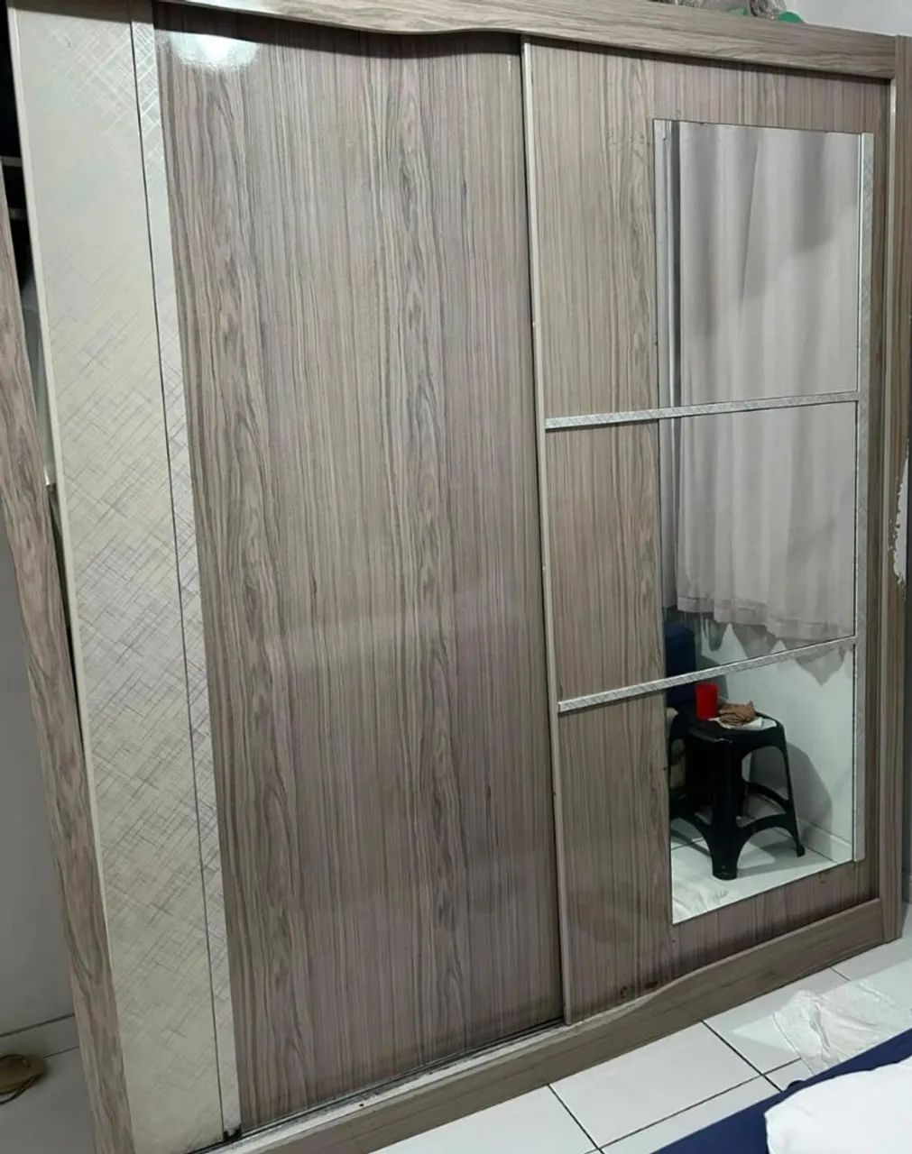 Guarda roupas solteirão