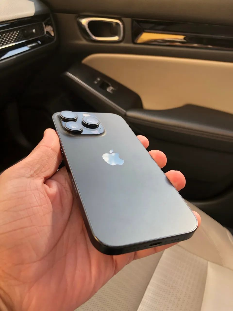 iPhone 16 Pro 128GB - Preto - Foto 4