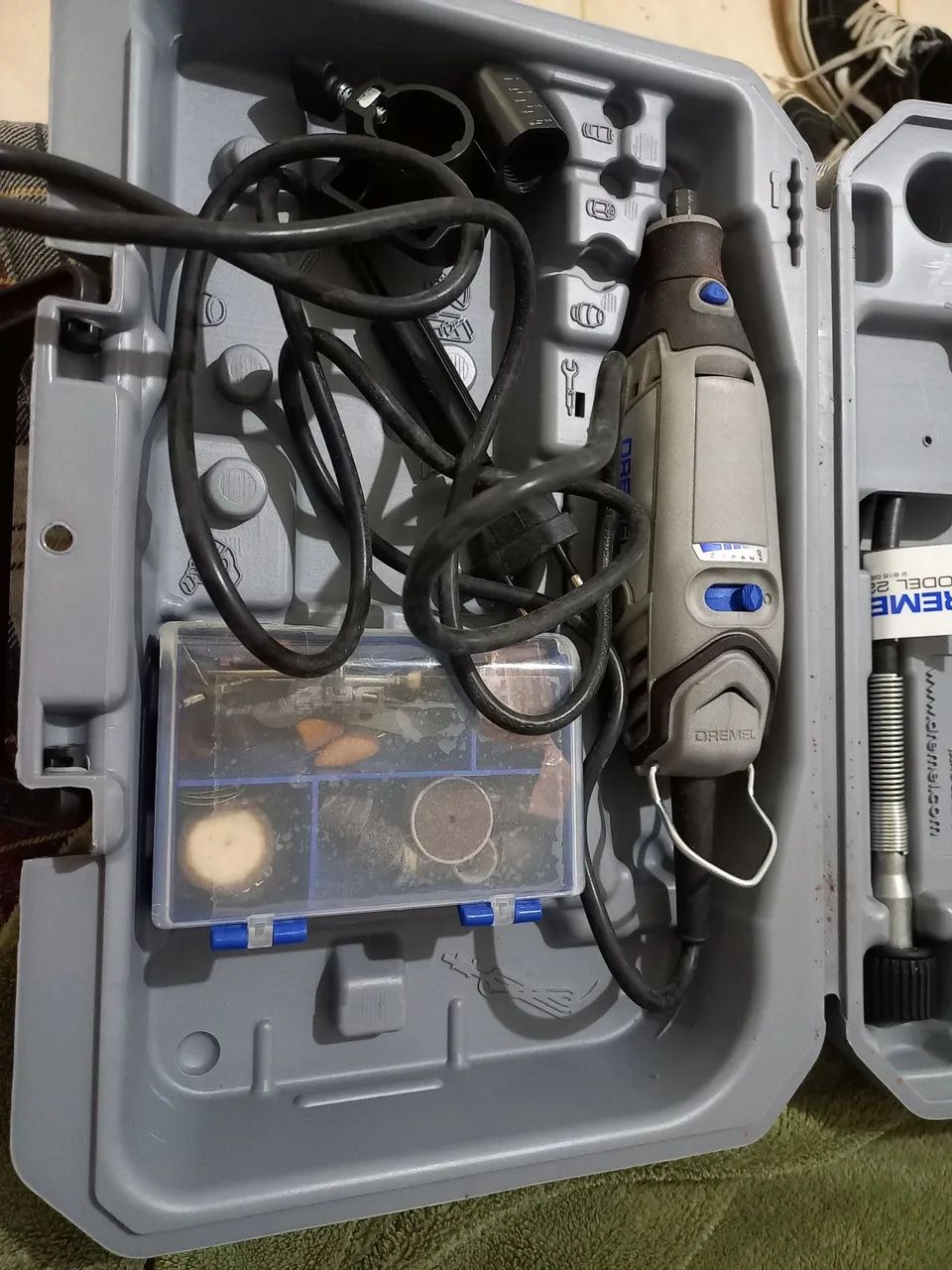 Mini retifica dremel 3000