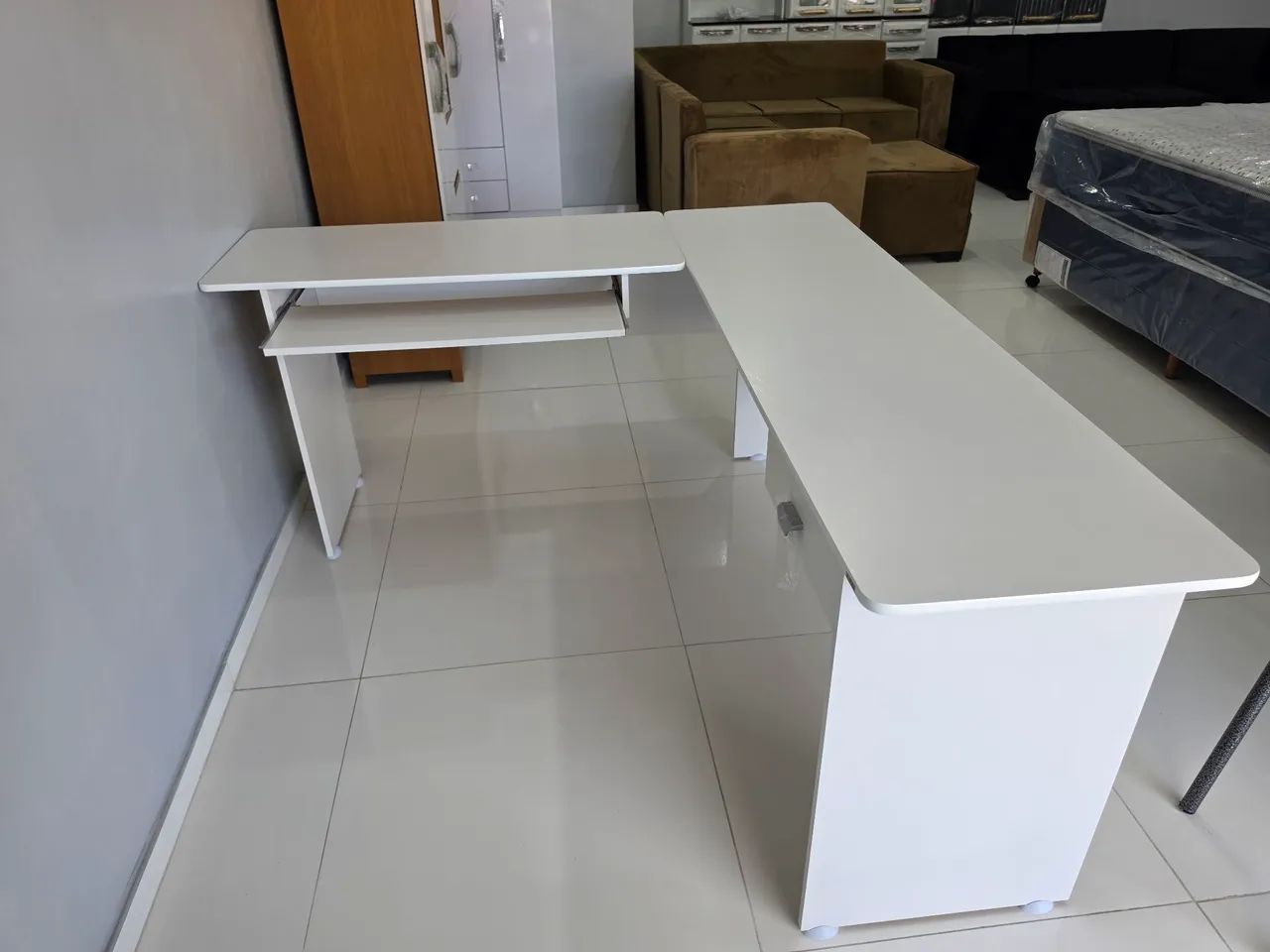 Mesa L para Escritório nova  - Foto 2