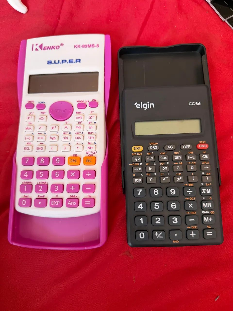 2 calculadoras científicos 