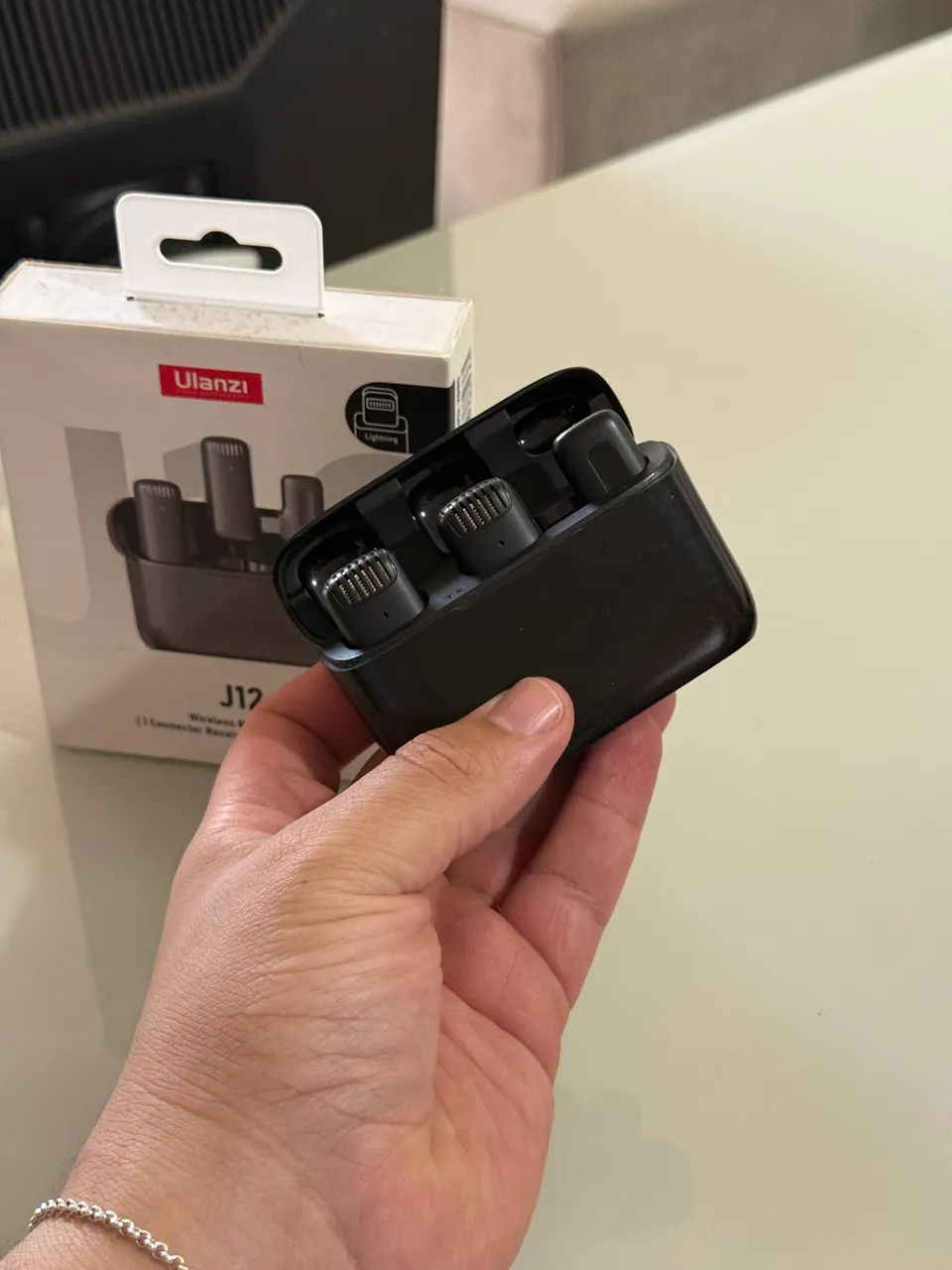 Microfone de lapela Ulanzi J12