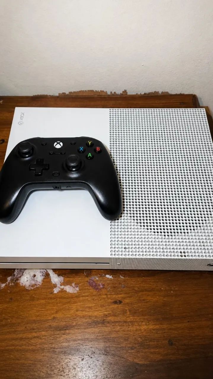 Xbox one com 500gb