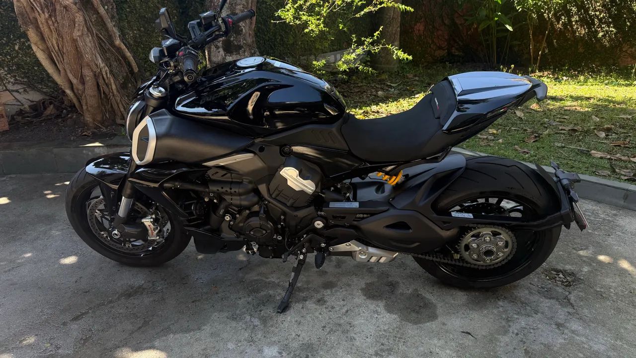 DUCATI DIAVEL V4S 2025 - Foto 5