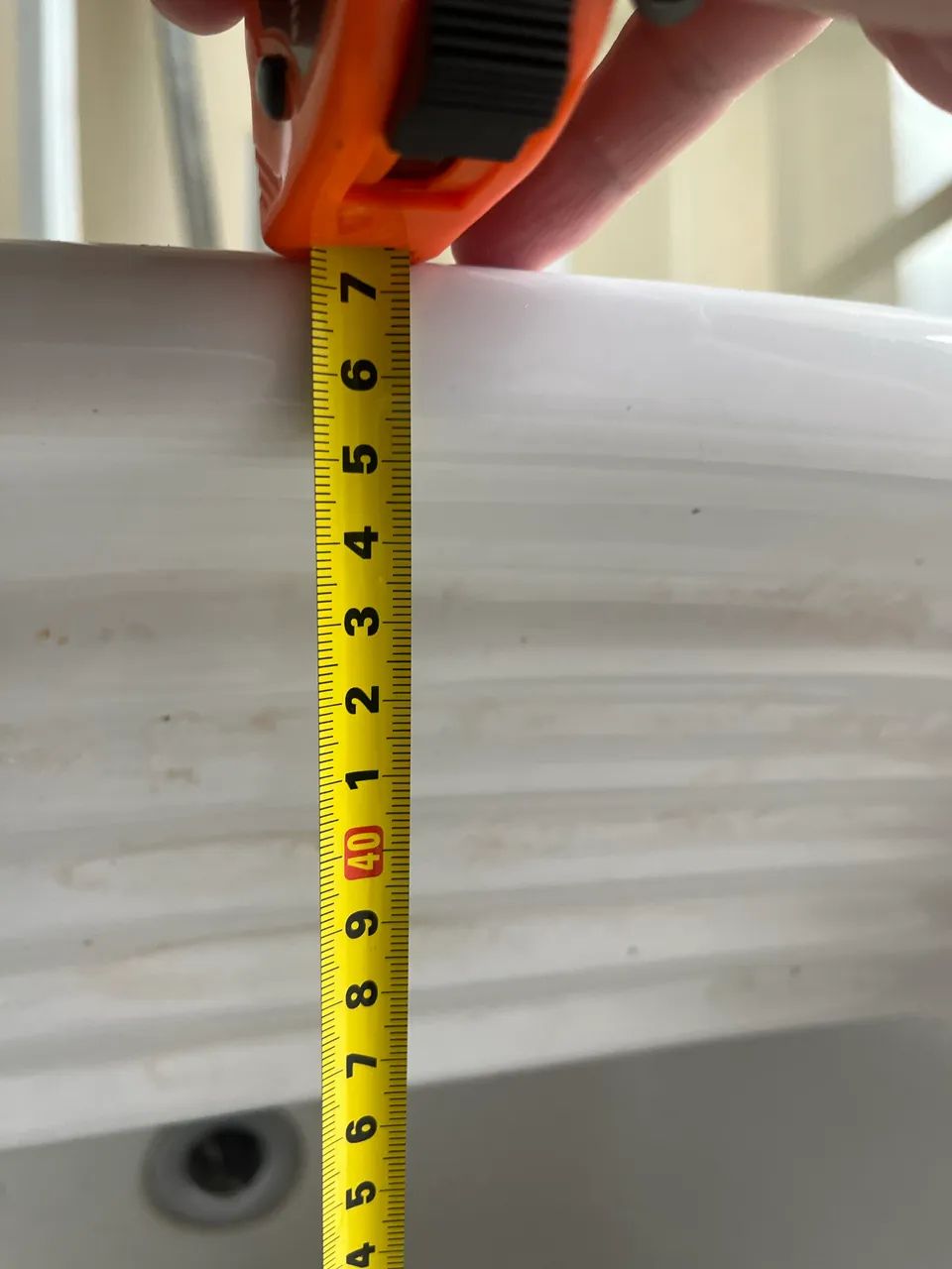 Tanque branco celite64962667674115124