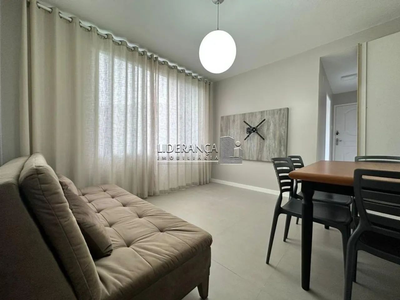 Apartamento, Itacorubi, 01 Dormitório, 01 Vaga