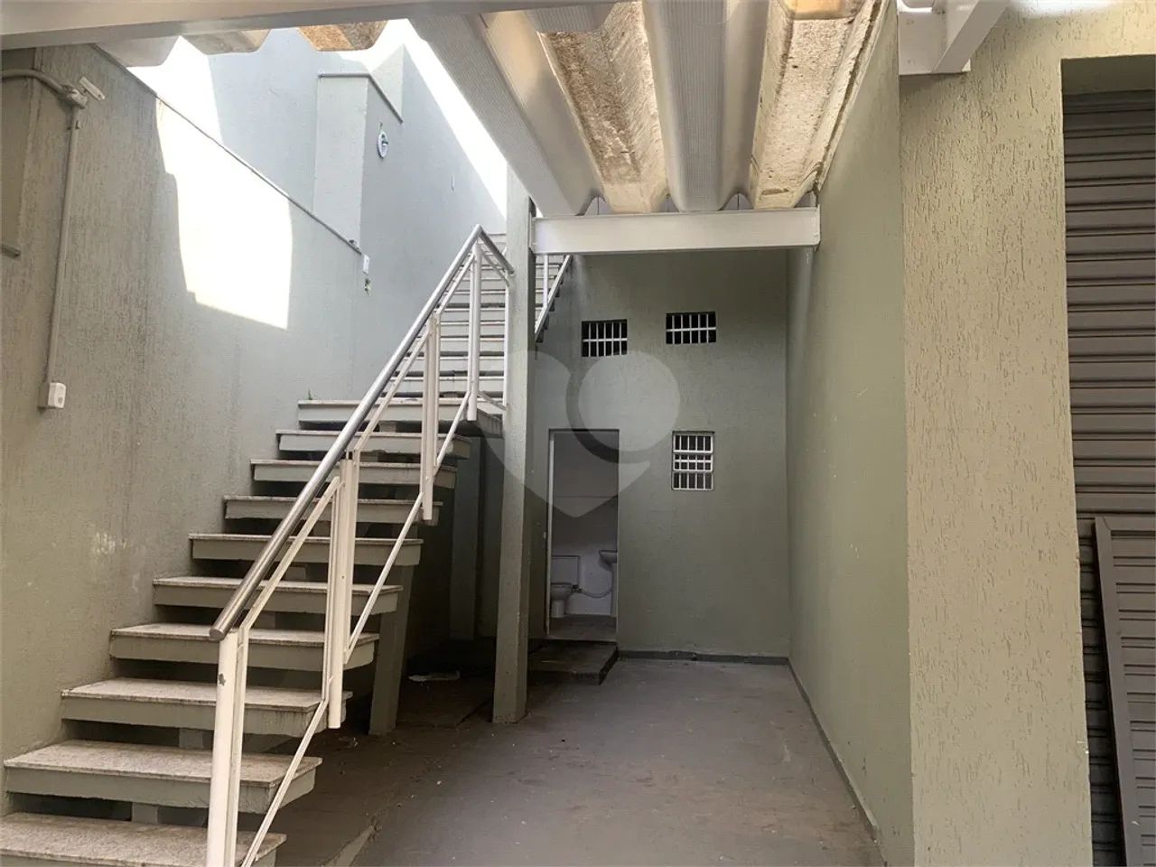 Terreno com Duas Casas  Oportunidade com Renda! - Foto 3