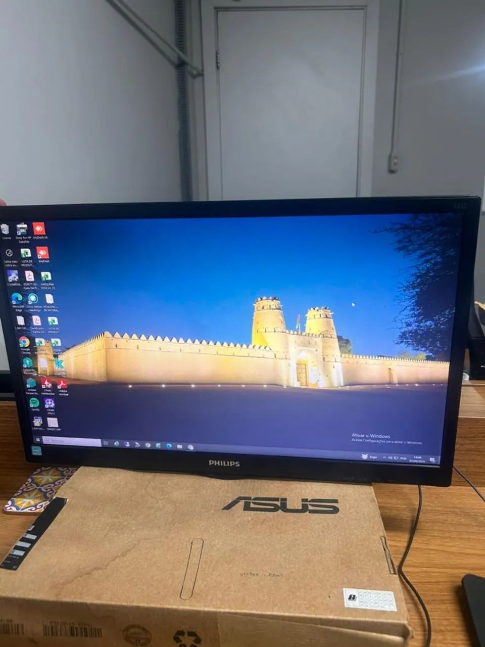 Monitor Philips 21,5" Full HD HDMI/VGA  - Foto 2