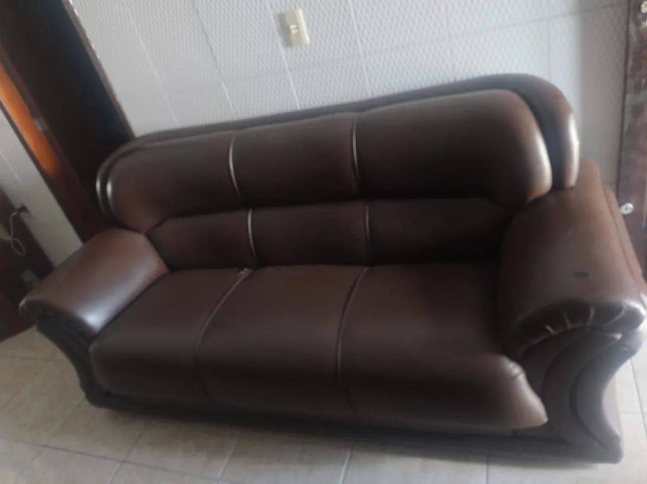 Sofá 3 lugares 