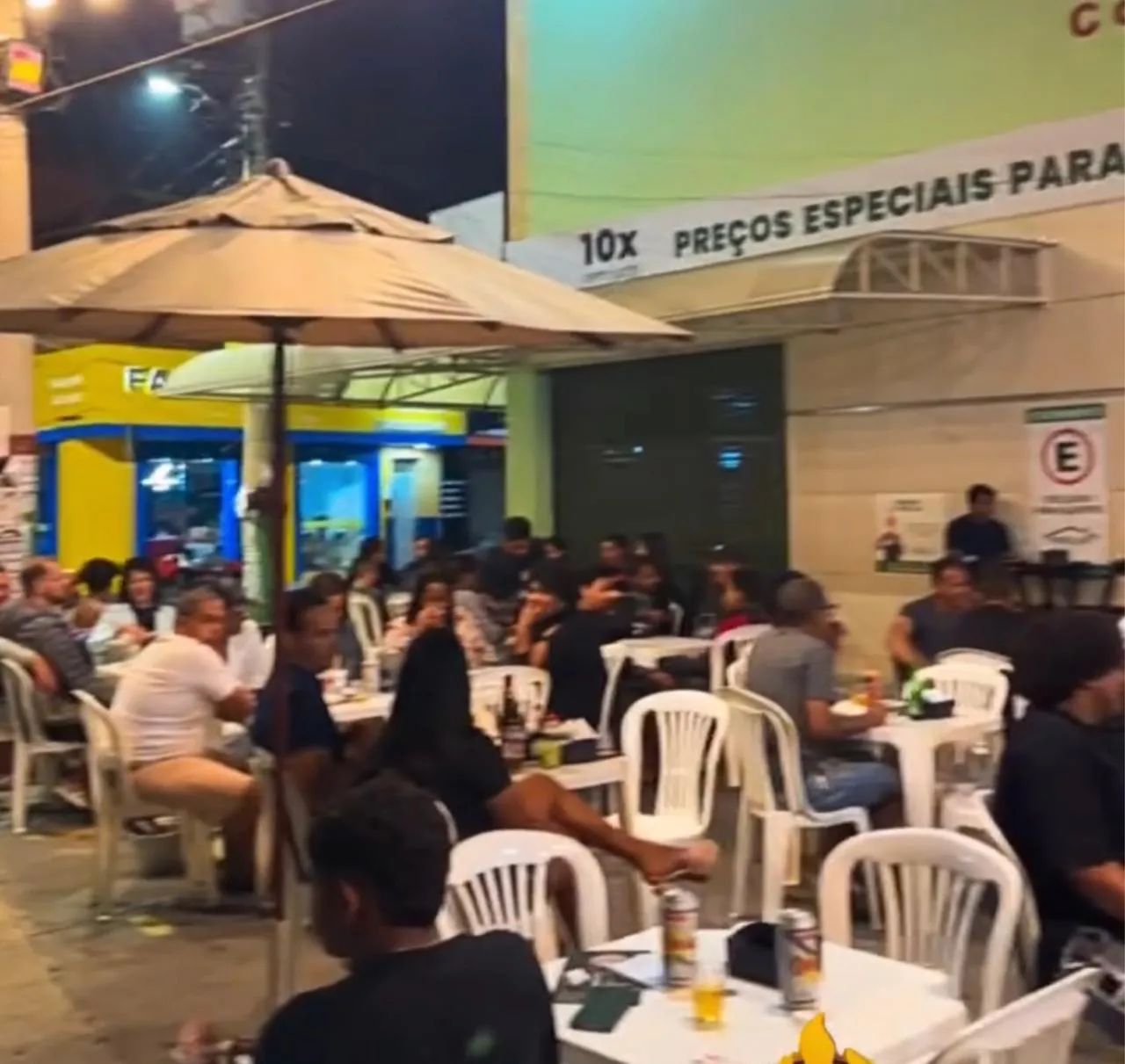 Passo ponto espeteria em pleno funcionamento em Vespasiano