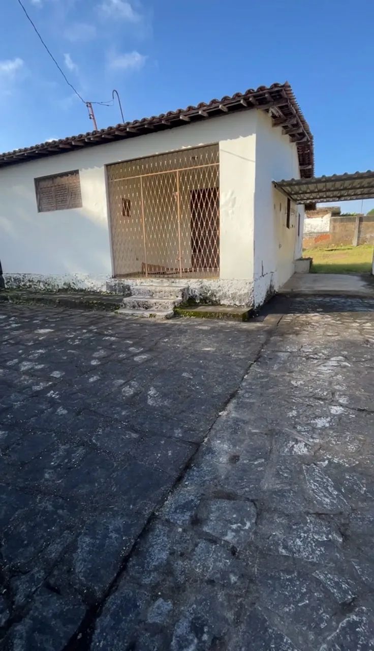 Casa Espaçosa com 2 Quartos (1 Suíte) e Terreno de 420m² - Foto 2