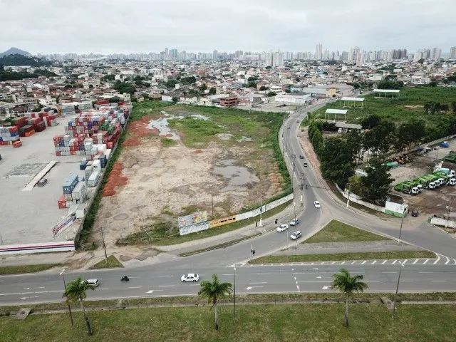 Área de 30.000 M² Darly Santos - Foto 5