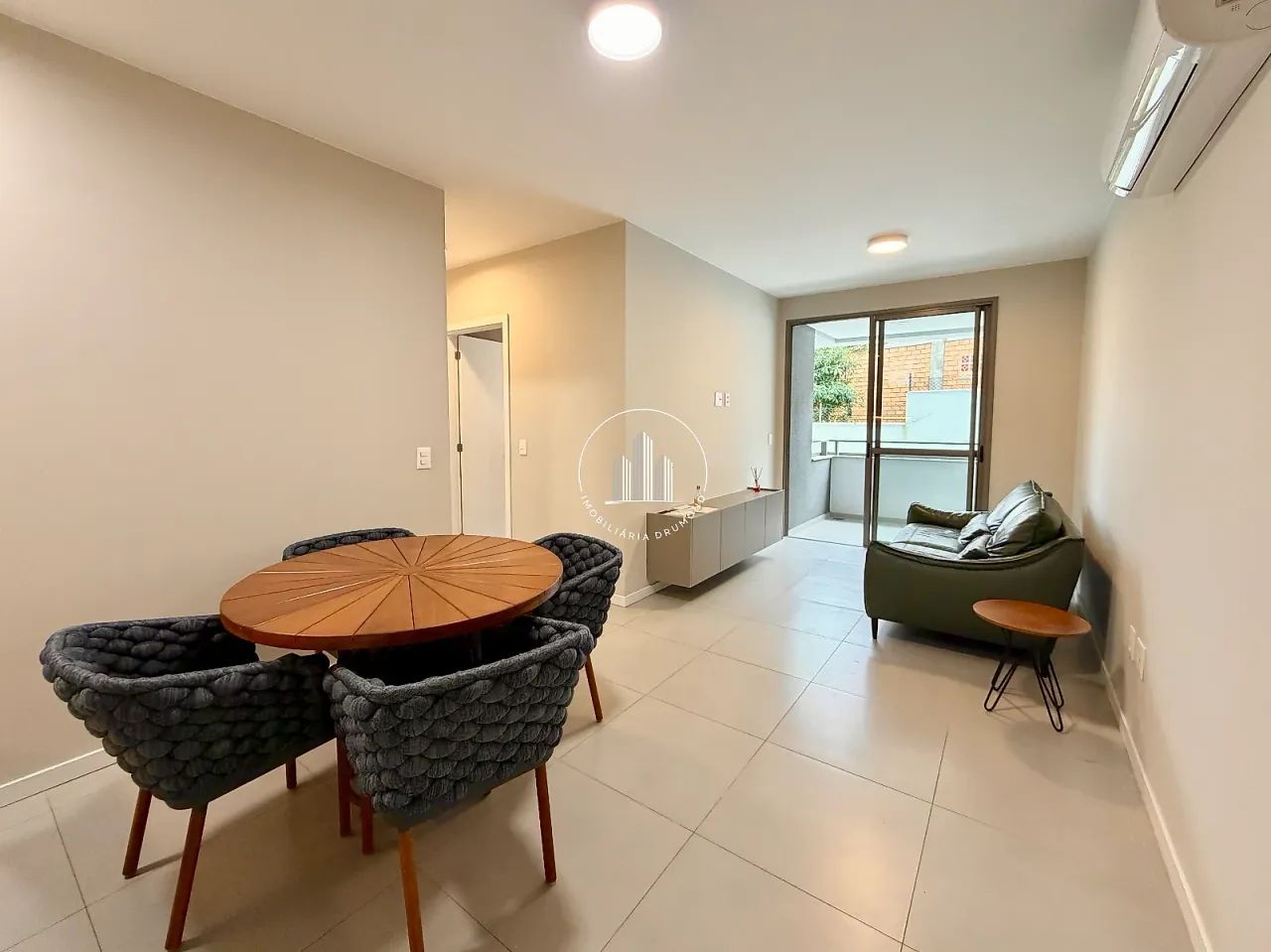 Apartamento 413 - Cacupé, Florianópolis - PLC
