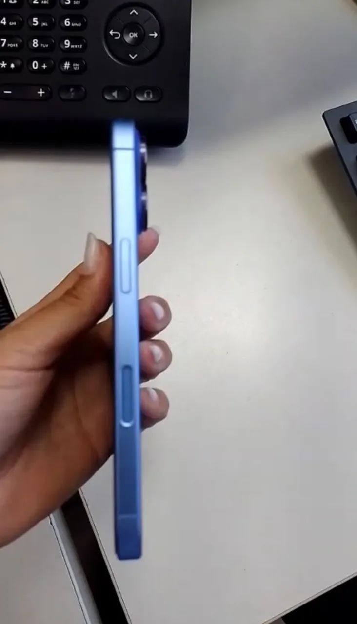 iPhone 16 