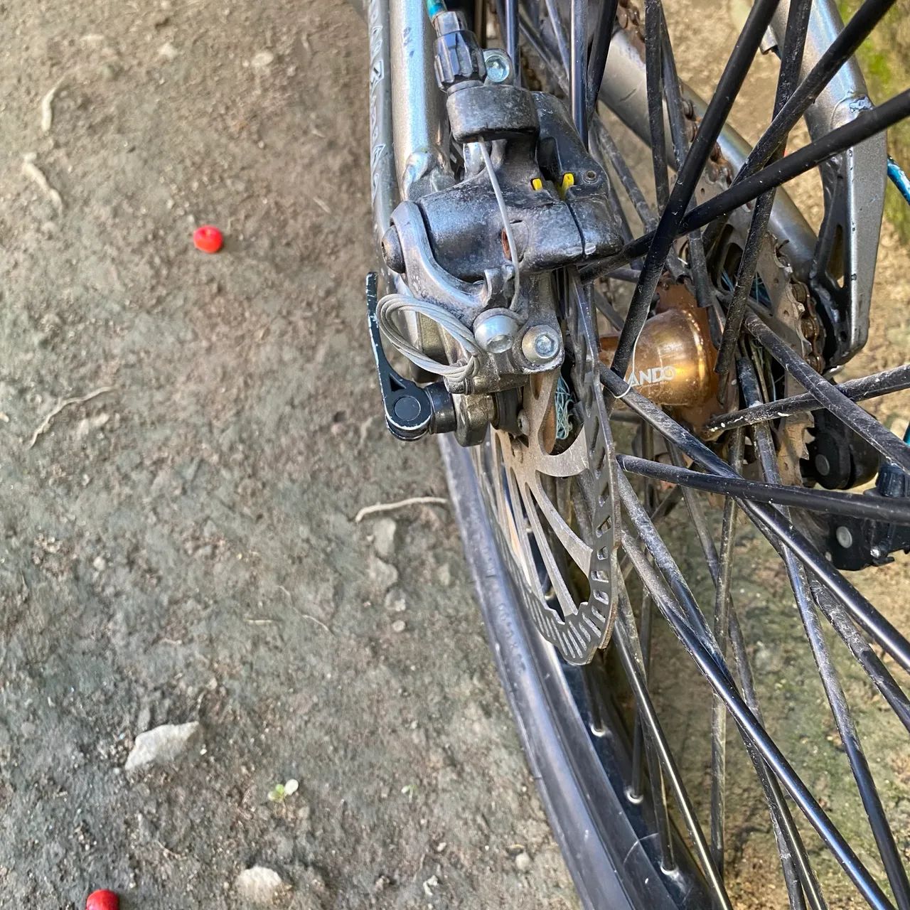 Bicicleta Gios aro 26 pneu balão, com marcha  - Foto 3