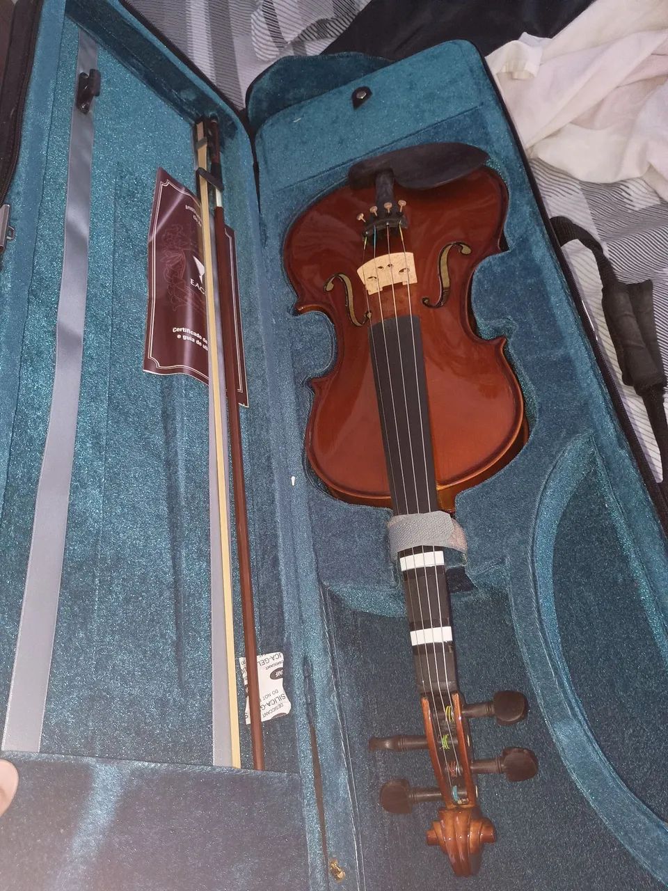 Violino eagle VE144 4/4