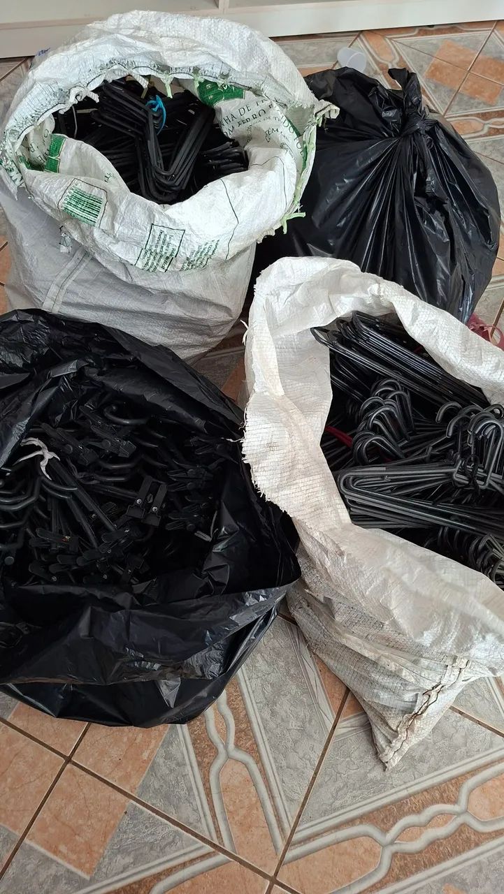 Cabides de plásticos para loja - Foto 4