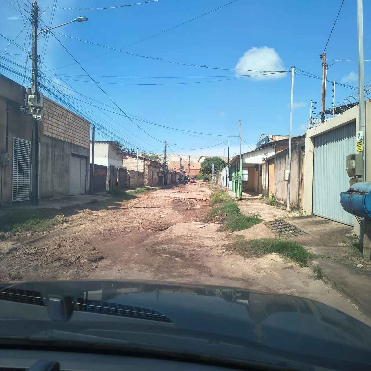 Casa, igreja e estacionamento  - Foto 4