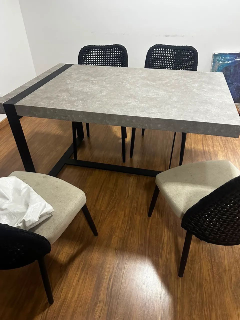 Mesa de jantar 4 lugares