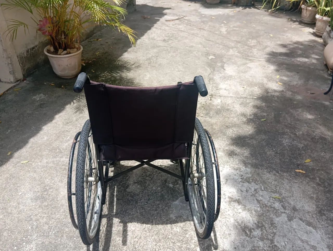 Cadeira de Rodas - Foto 2