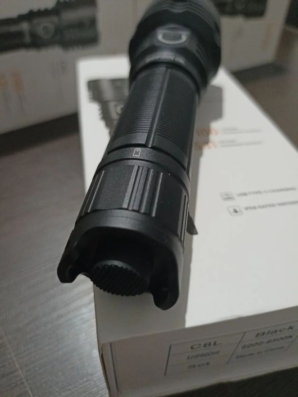 Lanterna Sofirn C8L Com 3100 Lúmens Para Longa Distância  - Foto 3