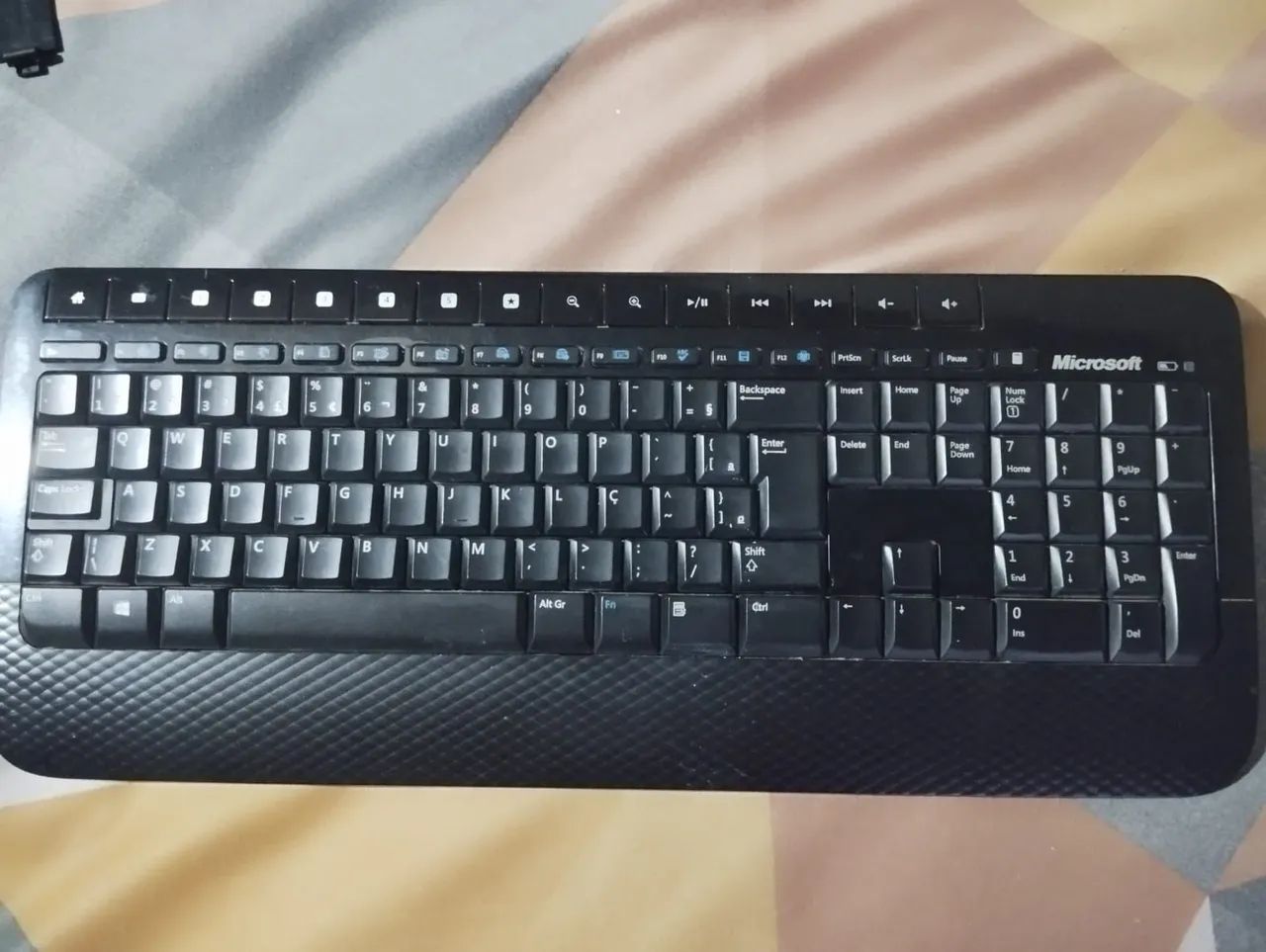 Teclado Microsoft Wireless Keyboard 2000