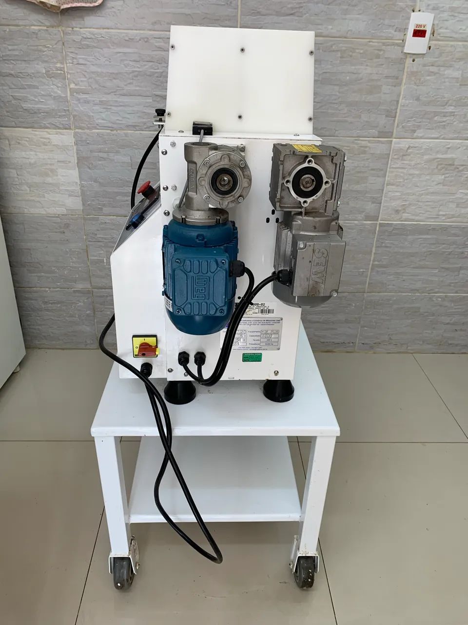 Modeladora de salgados Maqtiva plus 229 volts  - Foto 4