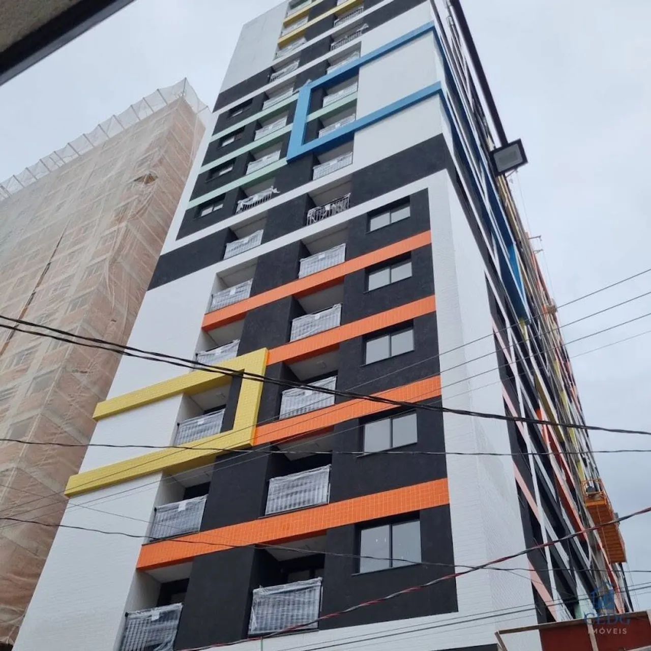 Studio de 21,6 m² mobiliado e planejado no Centro de Curitiba - Foto 2