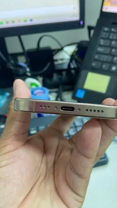 iPhone 16 pro Desert 128 gb  - Foto 5