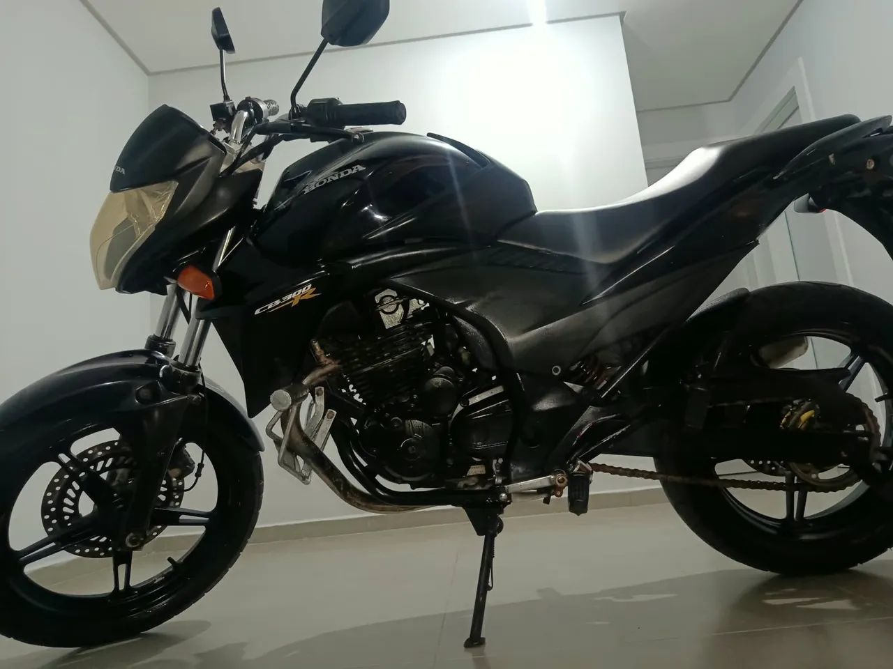 Moto CB 300 - Foto 2