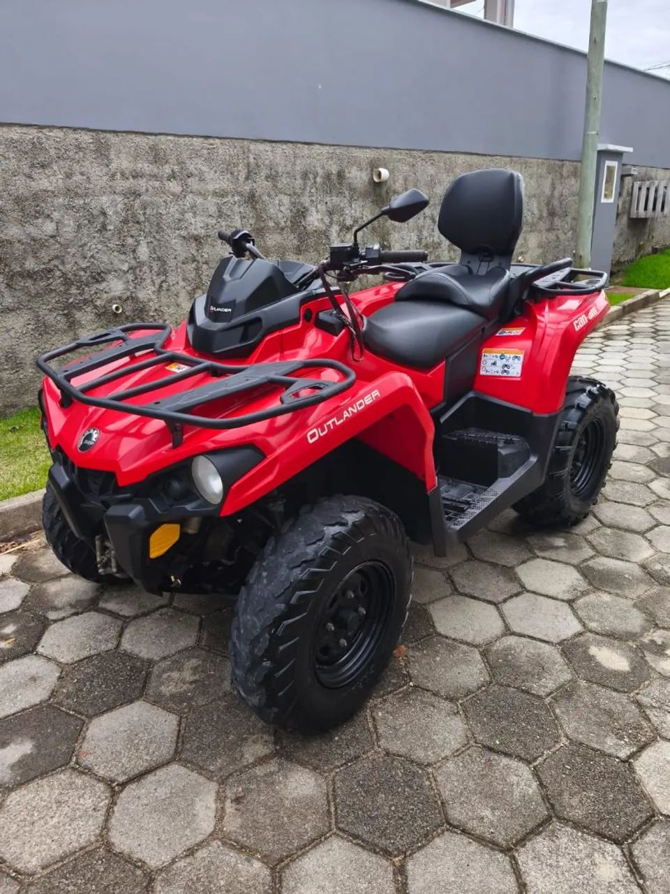 Quadriciclo Outlander 4x4 Max 570cc