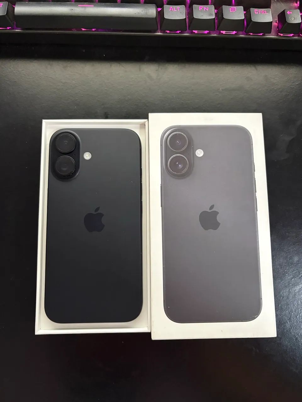Iphone 16 impecável! 