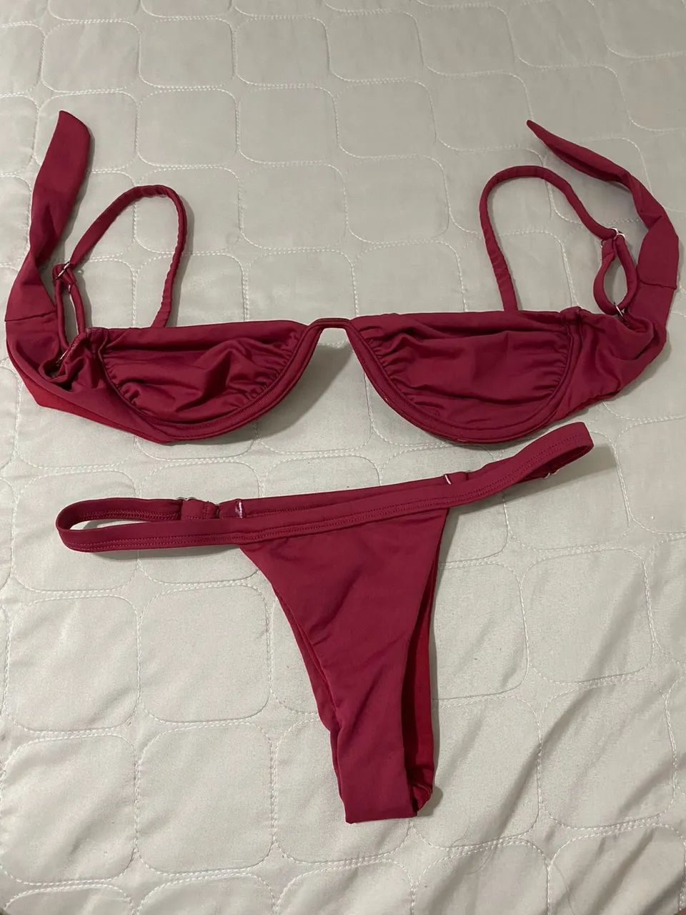 Biquíni NUNCA USADO