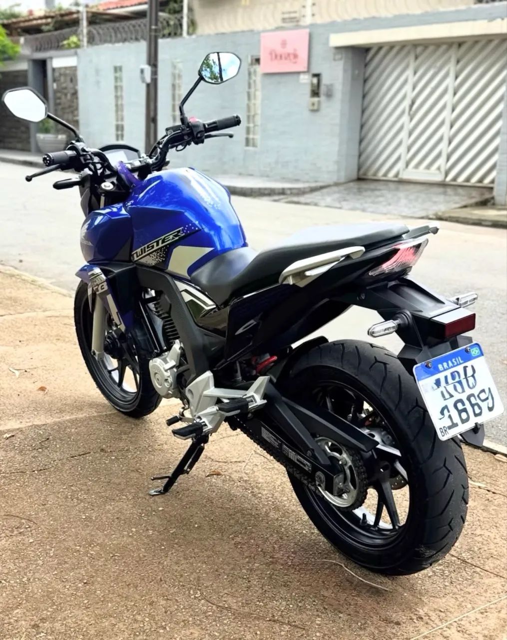 Honda CB Twister 250F - Foto 2