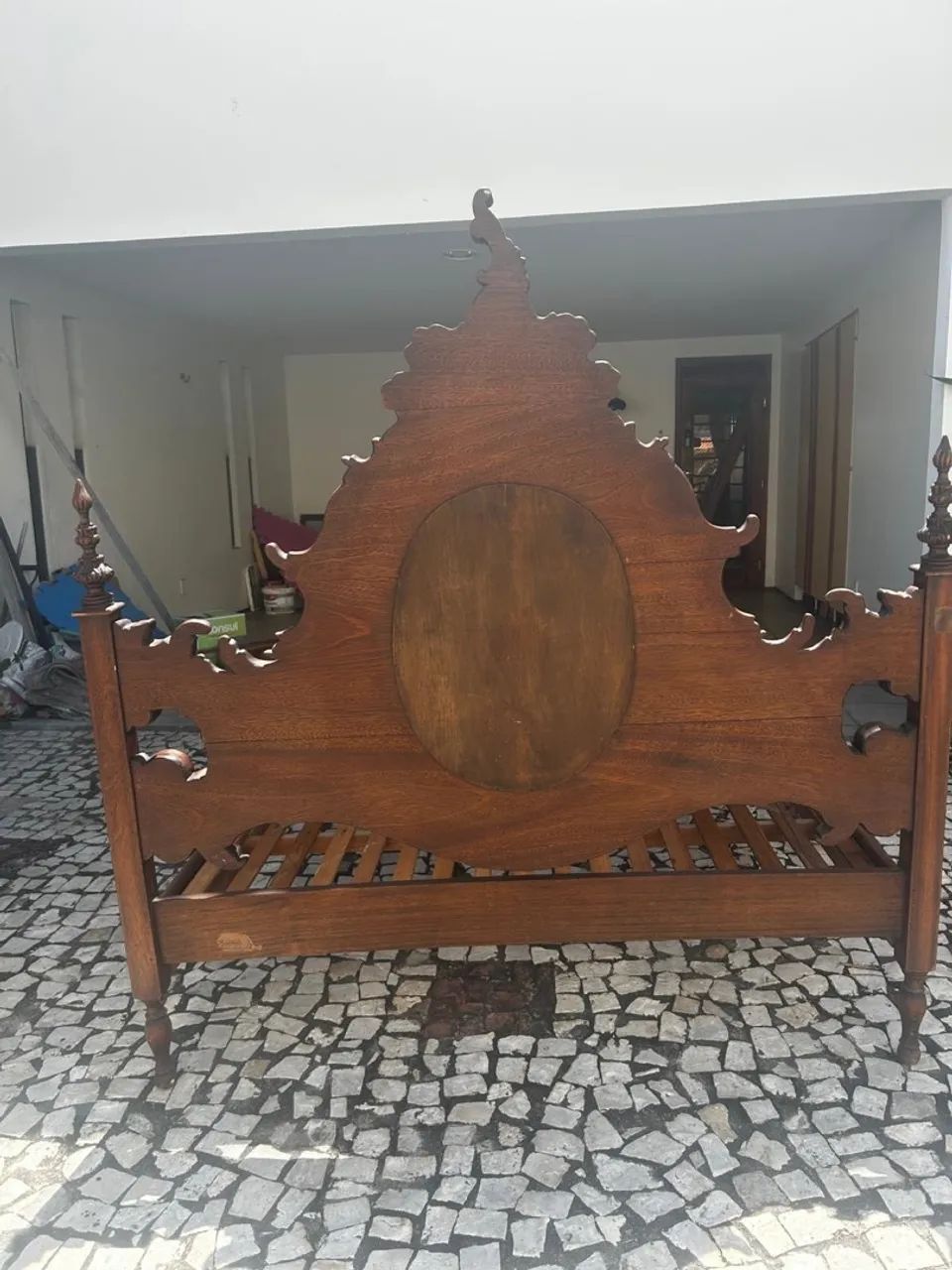 Cama madeira maciça + 2 Criados mudo - Foto 4