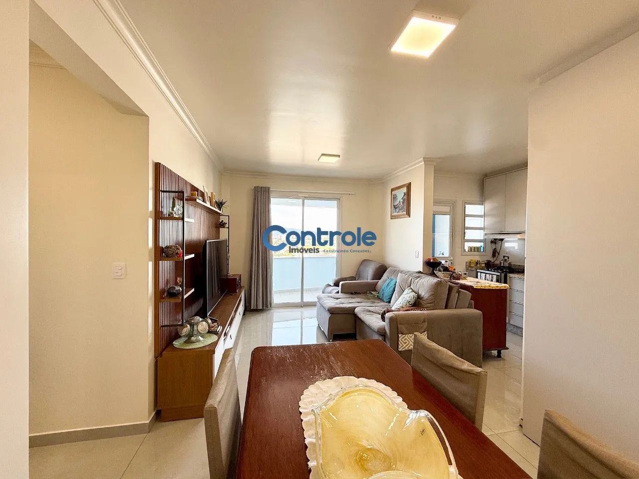 Apartamento com 03 dormitórios em Barreiros, São José/SC! - Foto 2