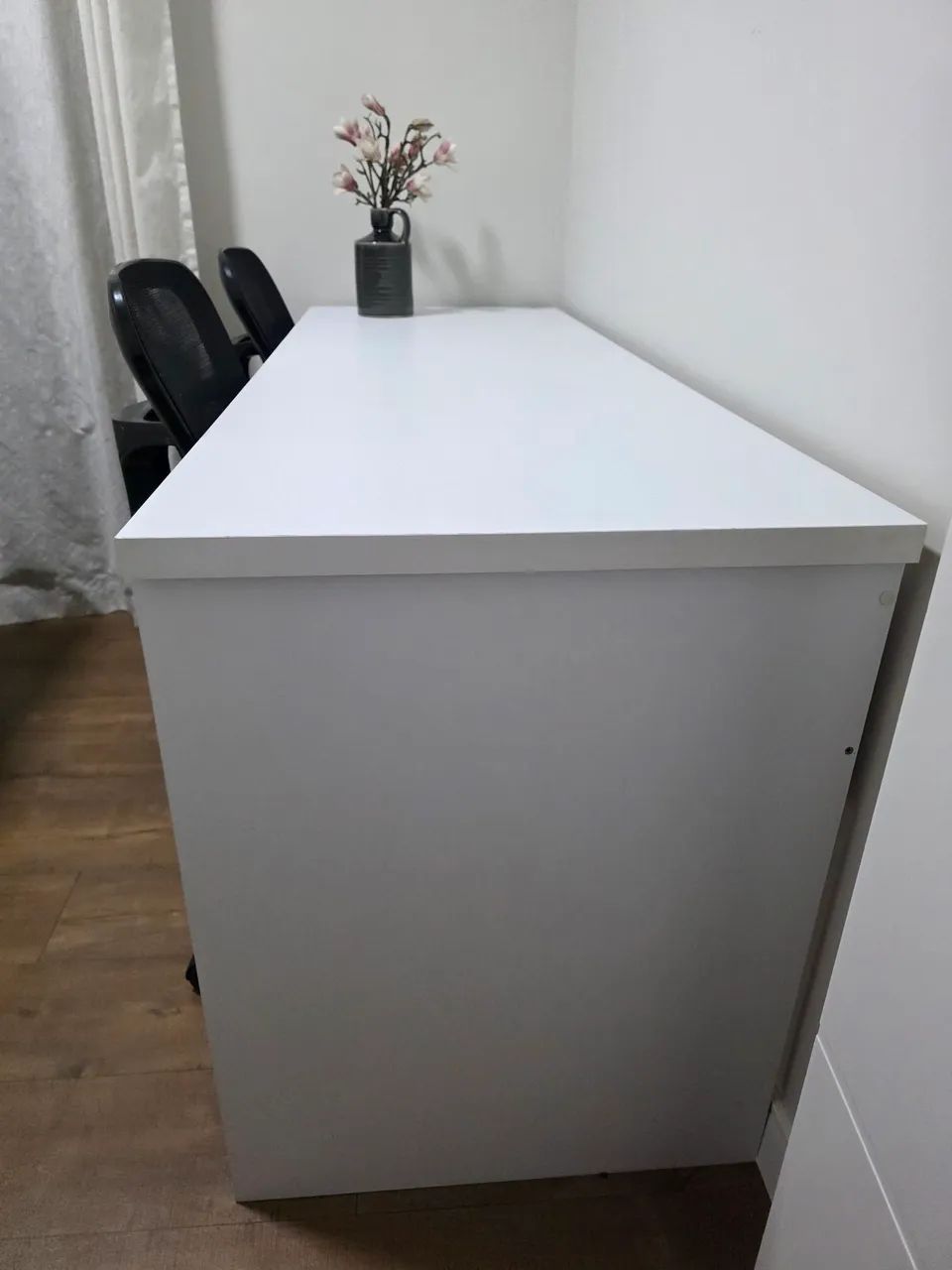Mesa escritório e 2 cadeiras - Foto 2