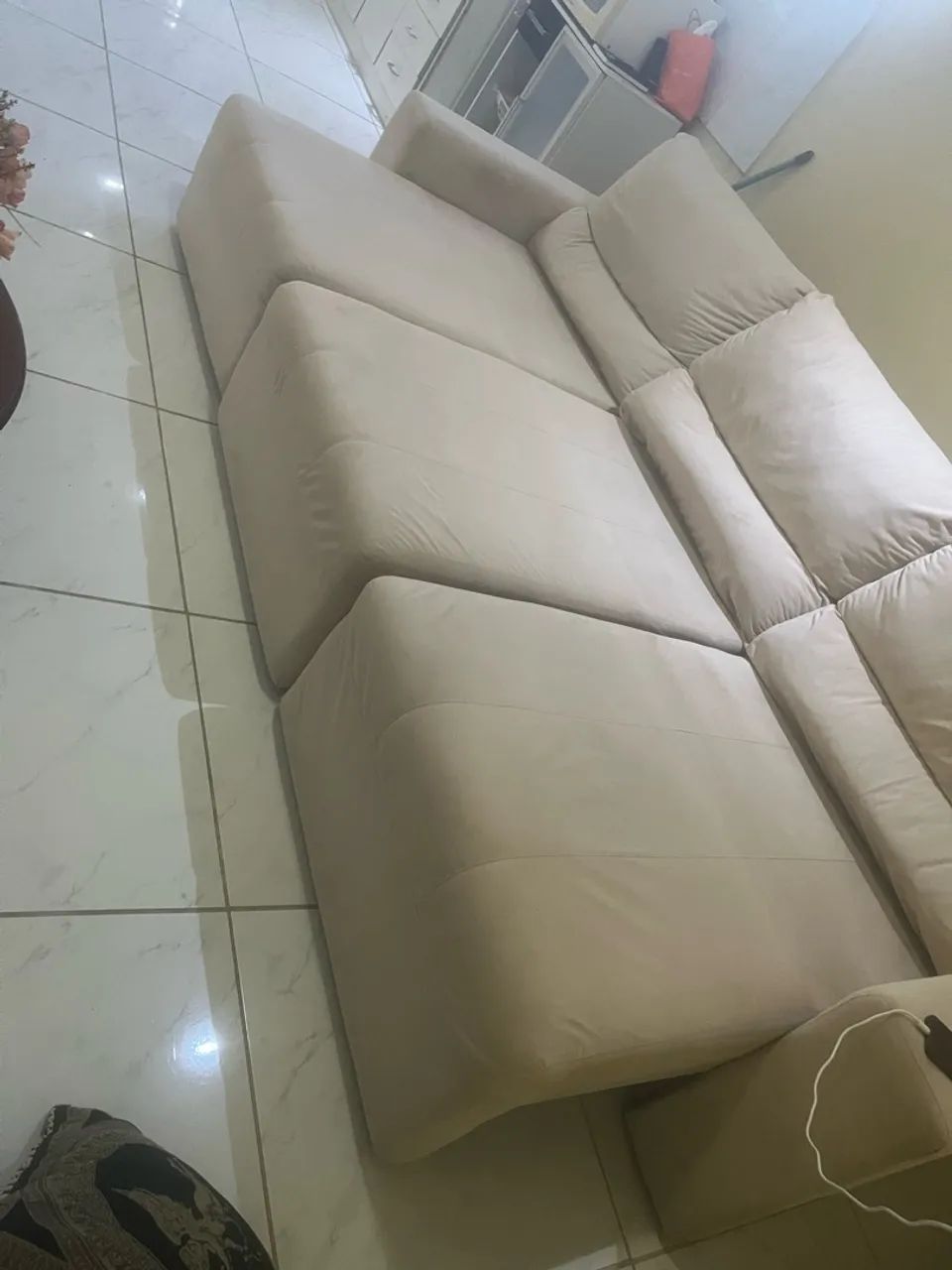 Vendo sofá retratil com molas ensacadas de pillow medindo 3.50 mts  - Foto 2
