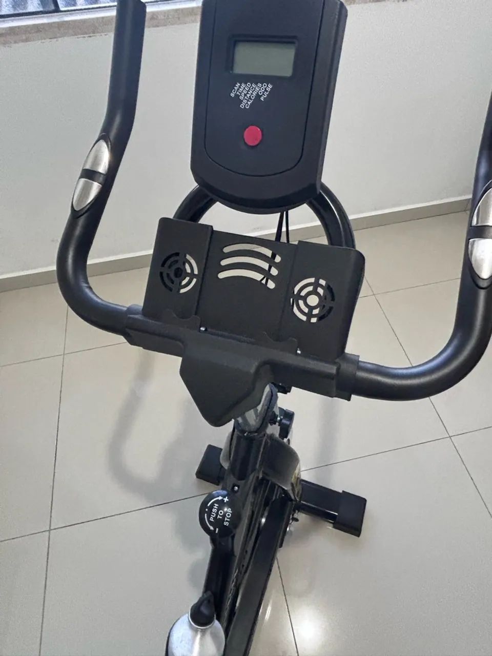 Bicicleta Spinning com roda de inércia 13k - Foto 3