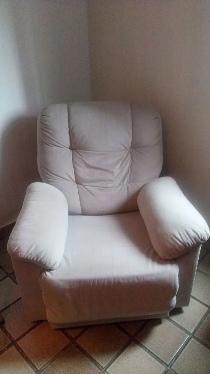 Poltrona reclinavel 