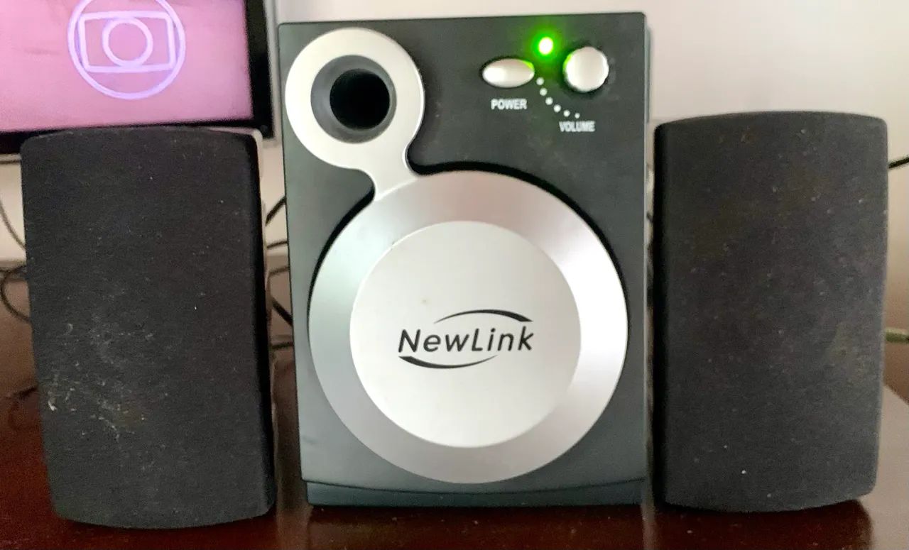 Caixinha de som New Link 2.1 Easy 6w rms 