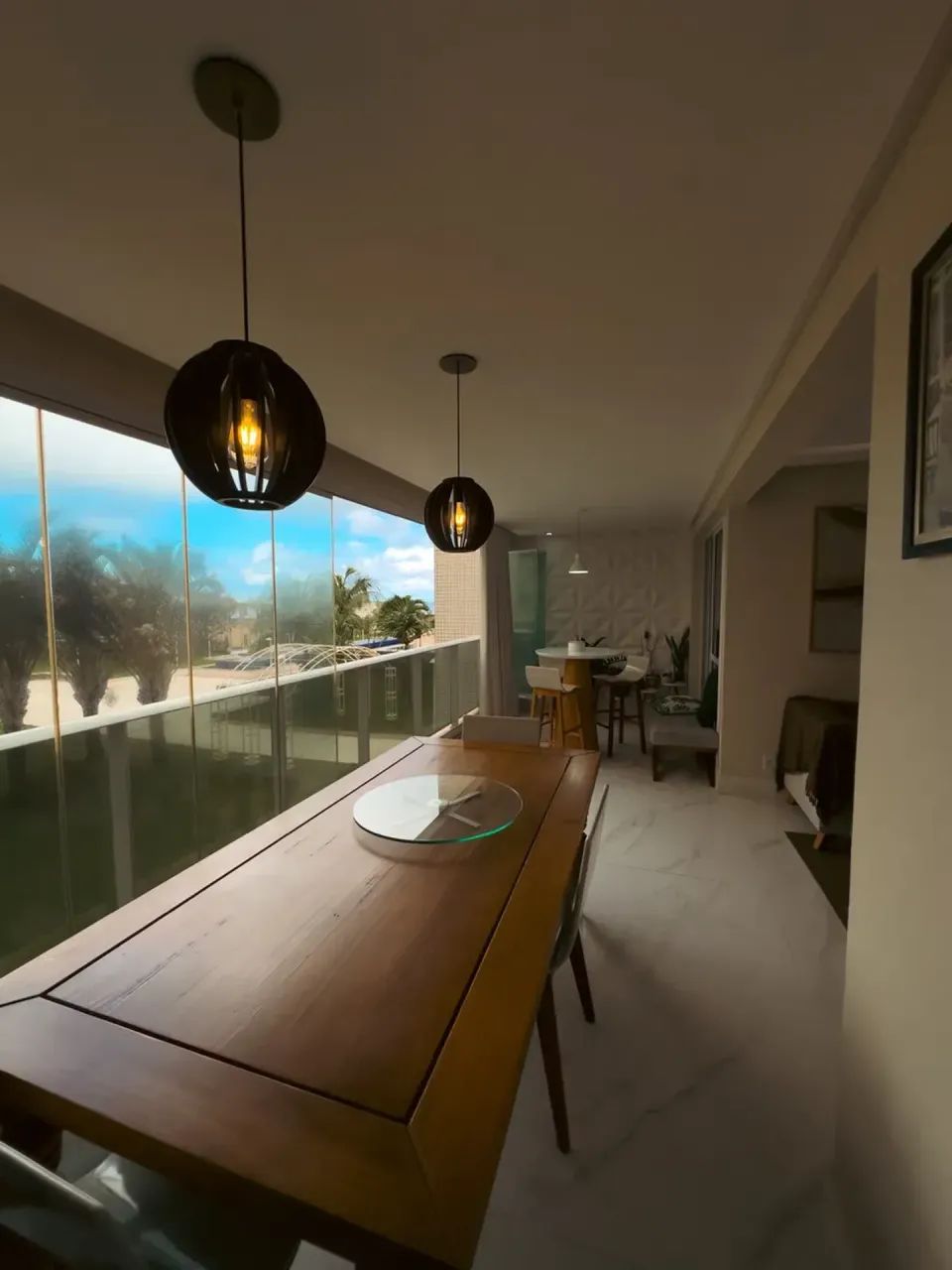 Excelente apartamento com 4 quartos a venda em Pituaçu