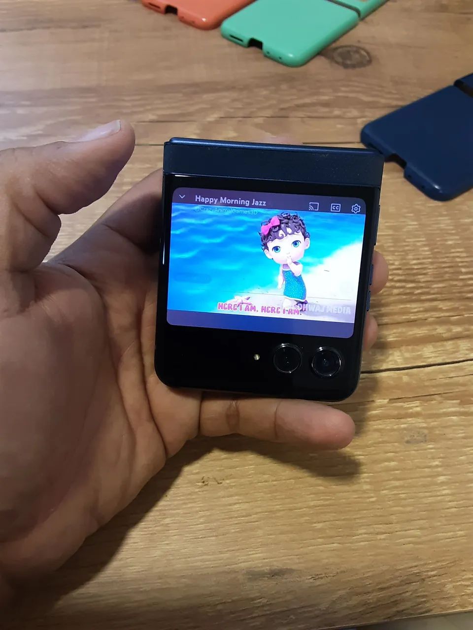 Motorola Razr 60 256GB - impecável - Foto 4