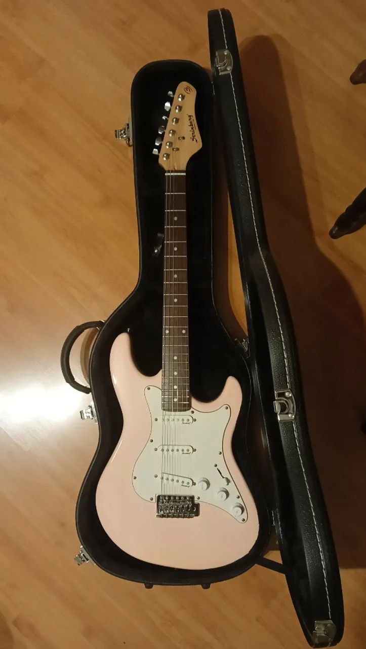 Guitarra Strinberg® Stratocaster