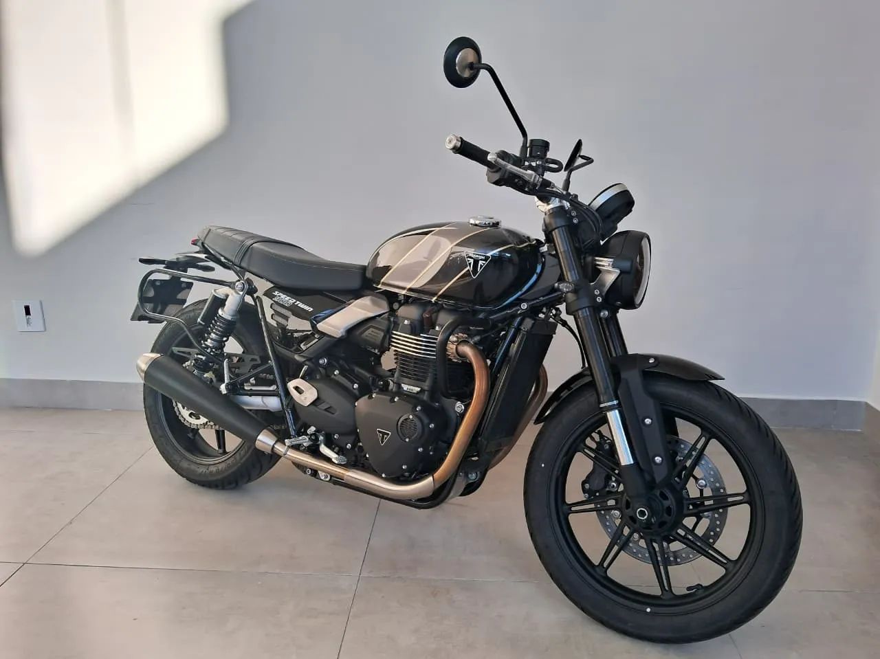 Triumph Speed Twin 900cc