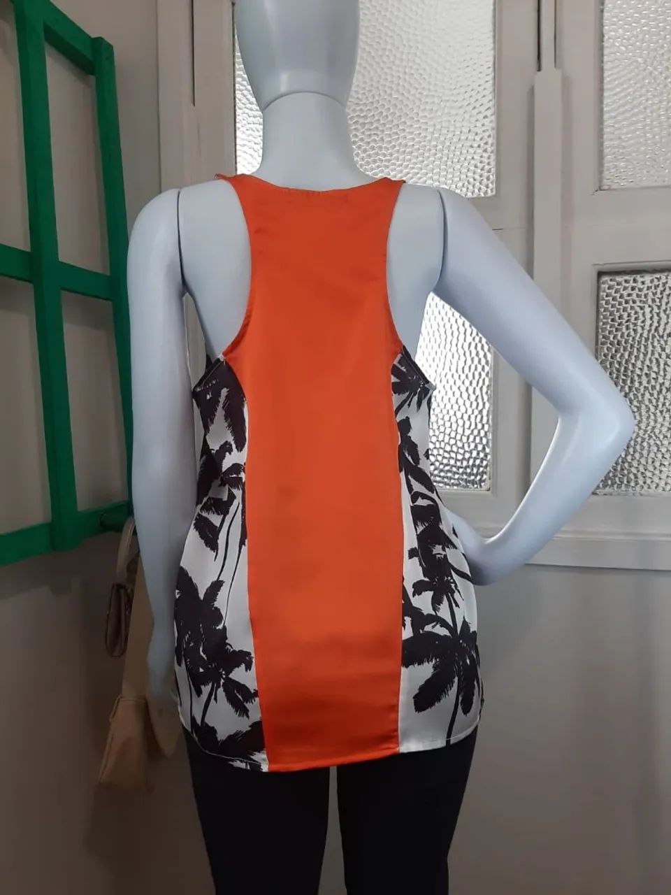 Blusa nadadora coqueiros - Foto 2