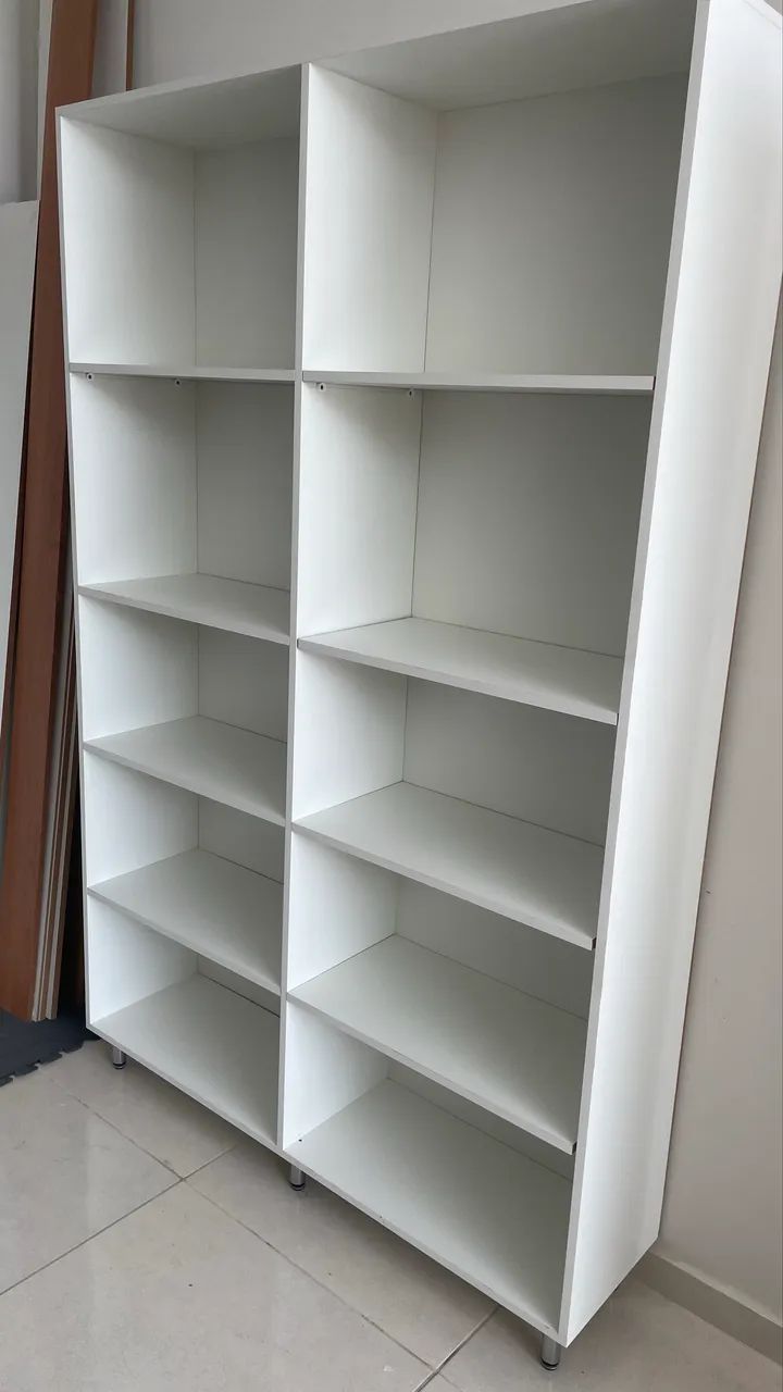 Móvel expositor de MDF 1,20 m X 1,80 m 
